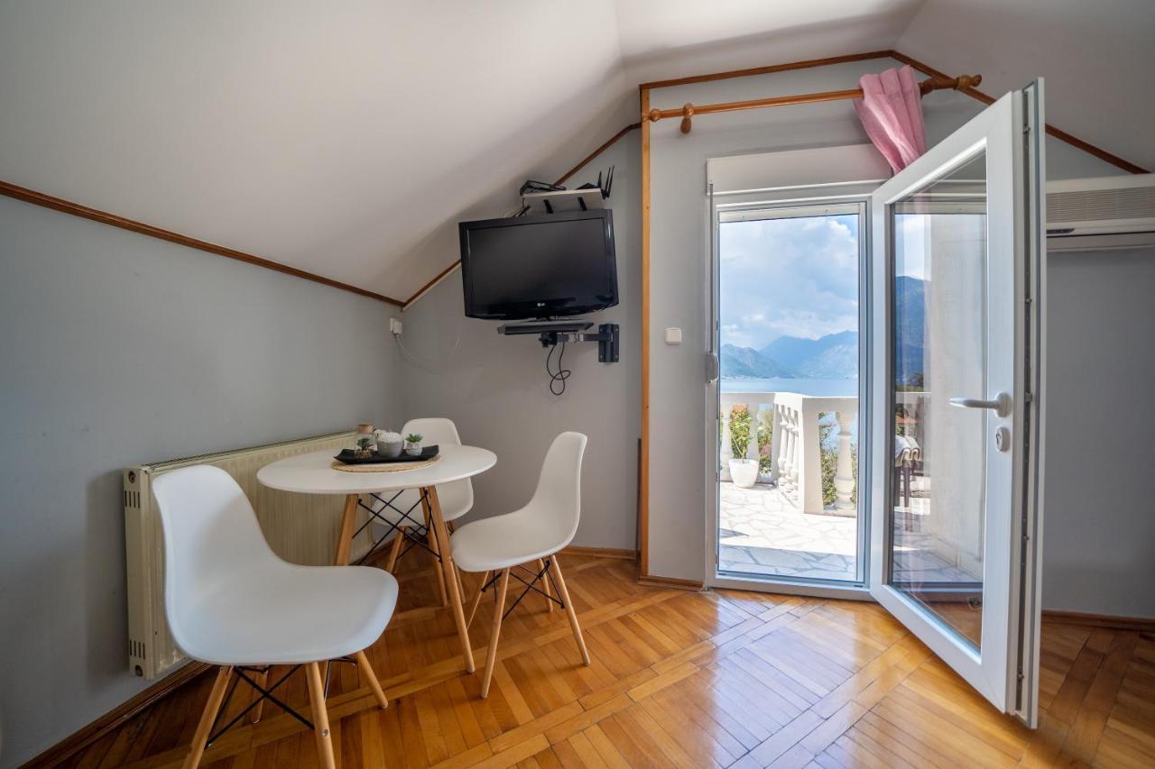 Apartment With Sea View Котор Экстерьер фото