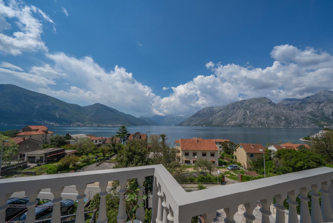 Apartment With Sea View Котор Экстерьер фото