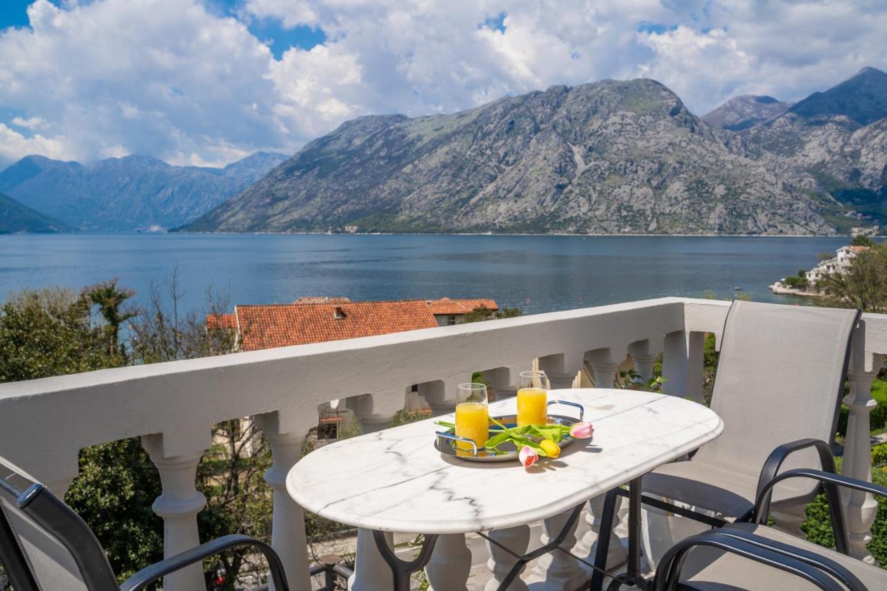 Apartment With Sea View Котор Экстерьер фото